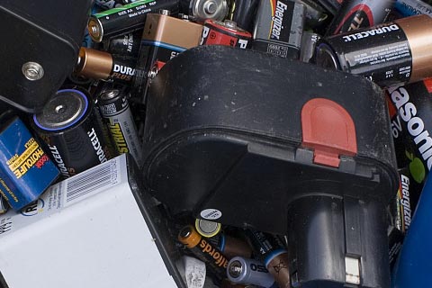 衢江峡川专业回收旧电池✔钴酸锂电池回收价格✔动力电池回收电话